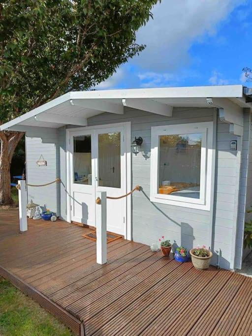 Private Lodge Close To Beaches And Goodwood Felpham Экстерьер фото